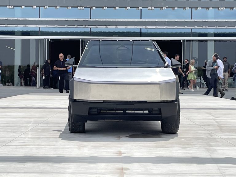 LIVE BLOG: Tesla 2023 Cyber Roundup (Annual Shareholder Meeting)