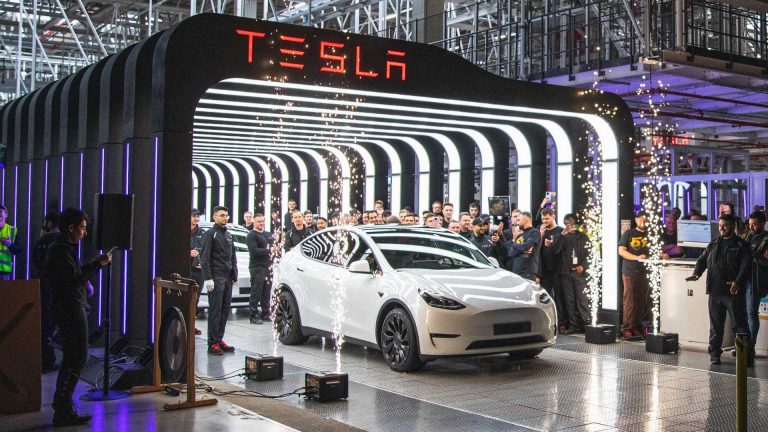 Tesla To Exhibit Its Electric Cars At The IAA 2023 Show In Munich