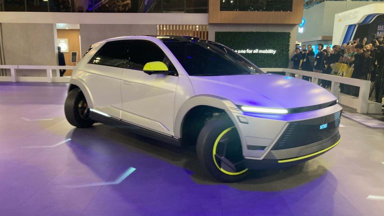 Hyundai’s Wild Crab-Driving Tech Is Almost Ready—And Kia Could Be First To Use It