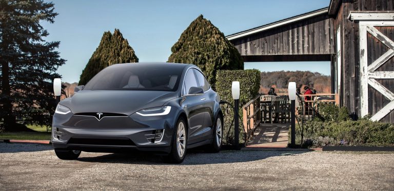 Tesla signs deal to bring chargers to thousands of hotels