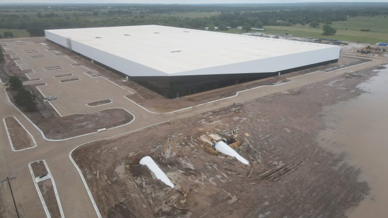 Starlink nears production facility completion, poised to drive subscriber growth