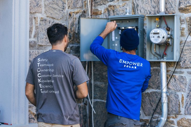 How a Solar Installer Determines What Your Project Needs