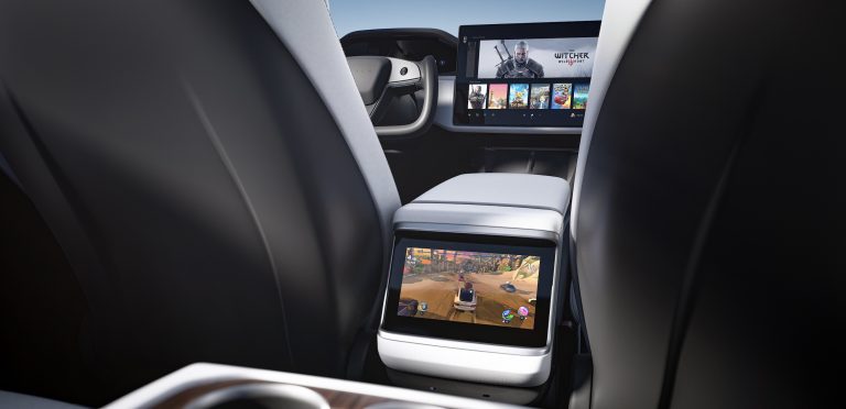Tesla releases update with new way to activate Autopilot/FSD and separate backseat audio | Electrek