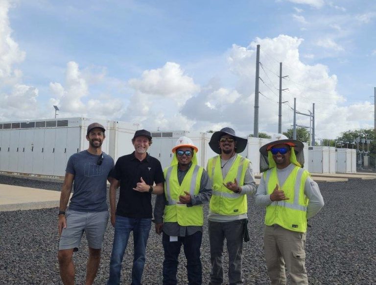 Tesla Megapacks go live in Oahu, garnering visit from executive